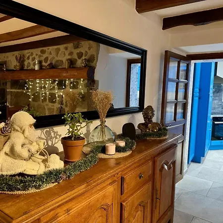 Maison De Caractere Avec Piscine Privee Chauffee, Terrasse, Jardin Clos Et Equipements Modernes - Fr-1-742-548 Nyaraló